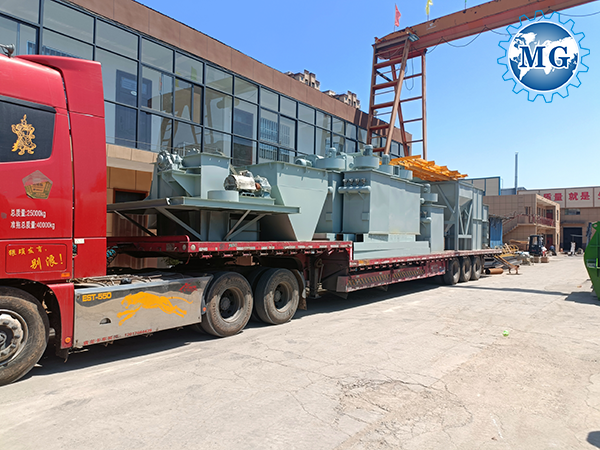 西安干粉砂漿設(shè)備裝車現(xiàn)場！